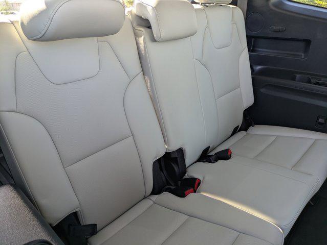 used 2024 Kia Telluride car, priced at $37,577