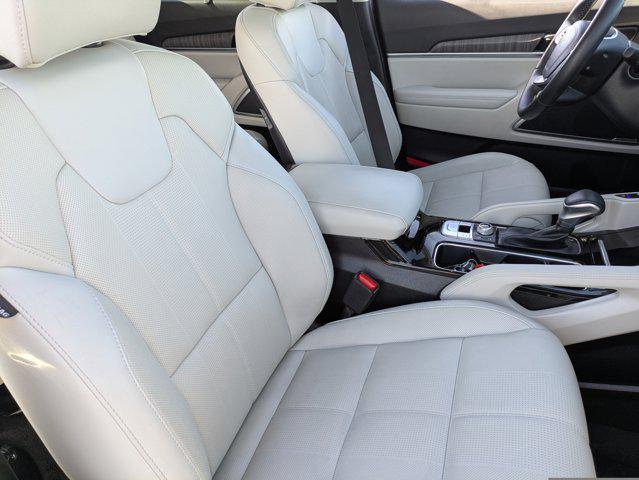 used 2024 Kia Telluride car, priced at $37,577