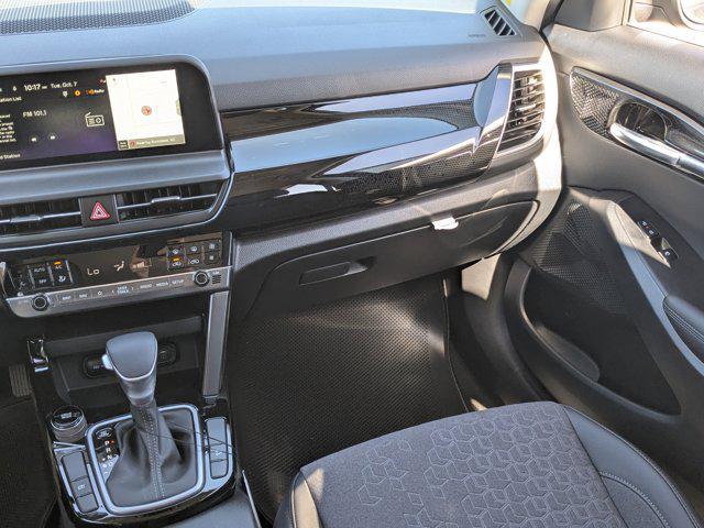 new 2025 Kia Seltos car, priced at $25,341