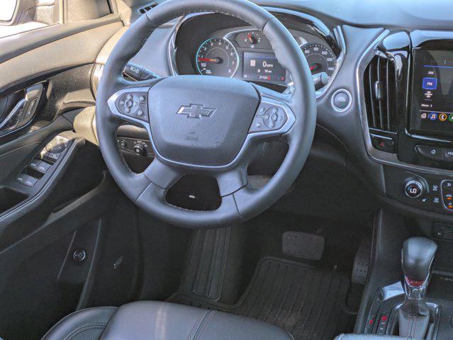 used 2023 Chevrolet Traverse car, priced at $32,998