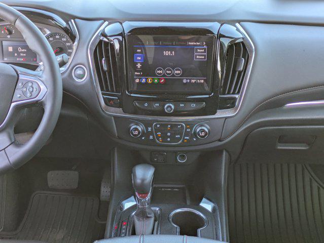 used 2023 Chevrolet Traverse car, priced at $32,998