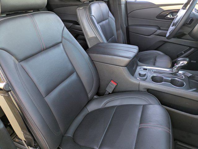 used 2023 Chevrolet Traverse car, priced at $32,998