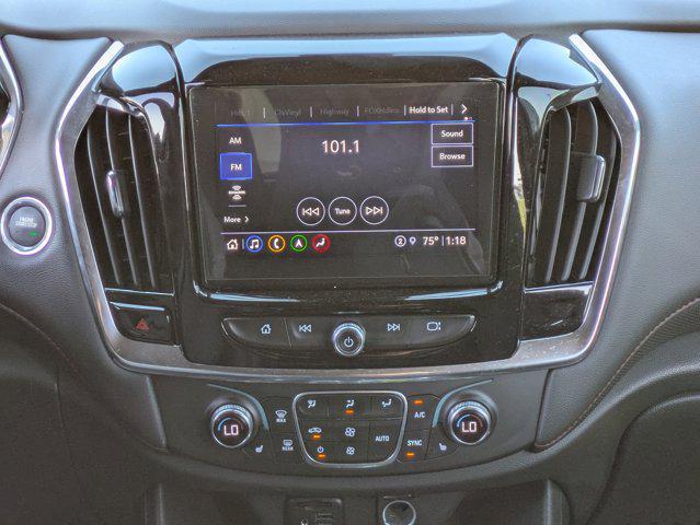 used 2023 Chevrolet Traverse car, priced at $32,998