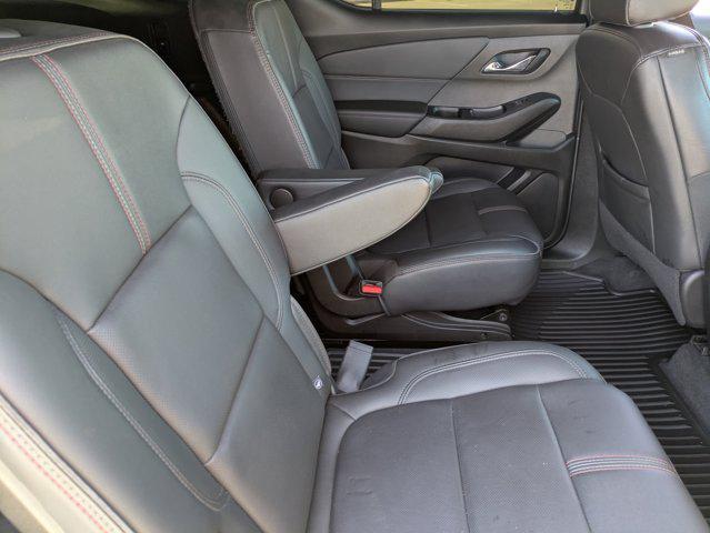 used 2023 Chevrolet Traverse car, priced at $32,998