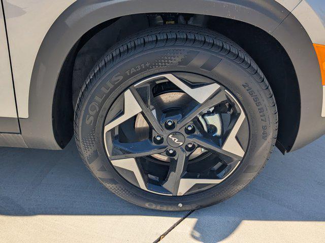 new 2026 Kia Seltos car, priced at $25,619