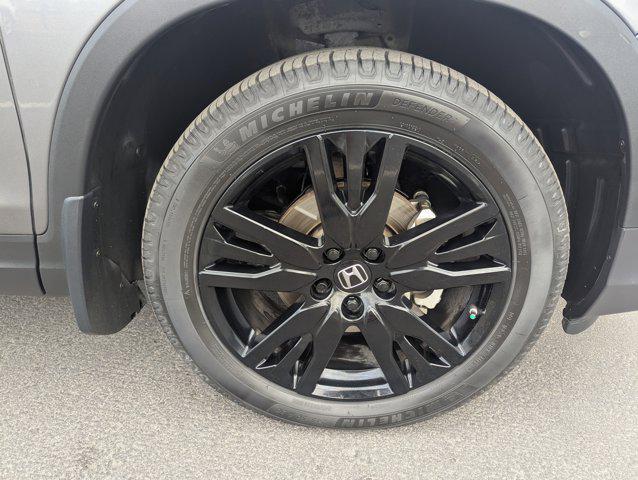 used 2022 Honda Pilot car, priced at $24,997