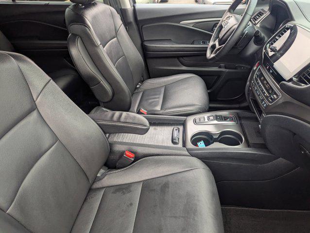 used 2022 Honda Pilot car, priced at $24,997