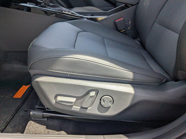 new 2025 Kia Niro car, priced at $29,882