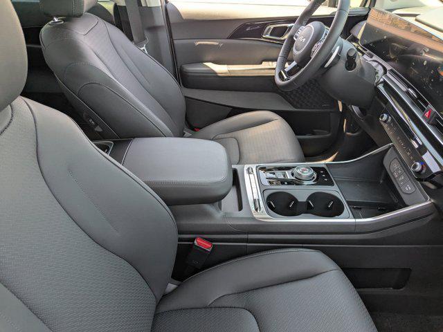 new 2025 Kia Carnival Hybrid car, priced at $52,079