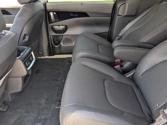 new 2025 Kia Carnival Hybrid car, priced at $52,079