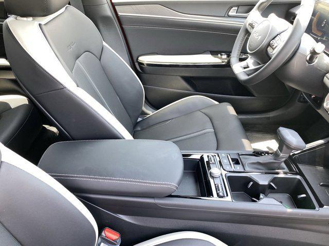 new 2025 Kia K5 car, priced at $28,267