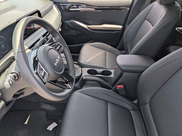 new 2025 Kia Seltos car, priced at $27,878