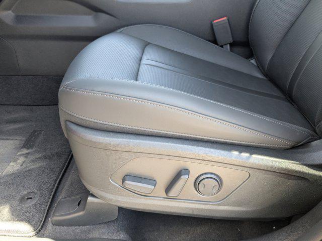 new 2025 Kia Sorento car, priced at $37,406
