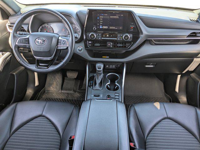 used 2023 Toyota Highlander car, priced at $39,942
