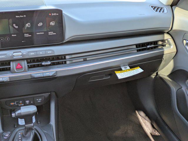 new 2025 Kia K4 car, priced at $24,052