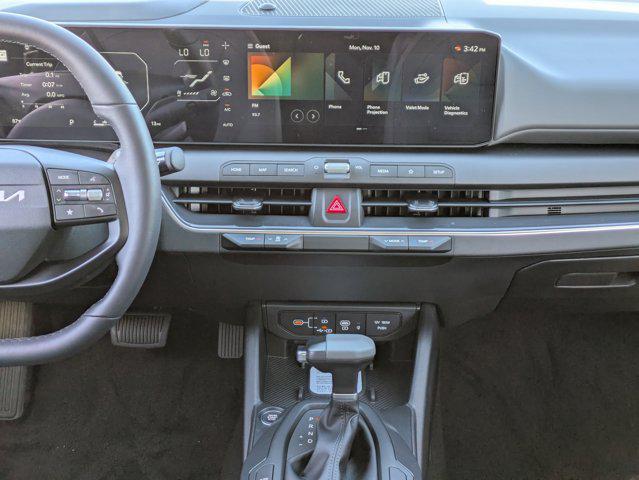 new 2025 Kia K4 car, priced at $24,052