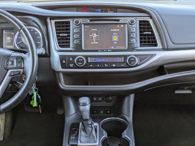 used 2019 Toyota Highlander car, priced at $20,487