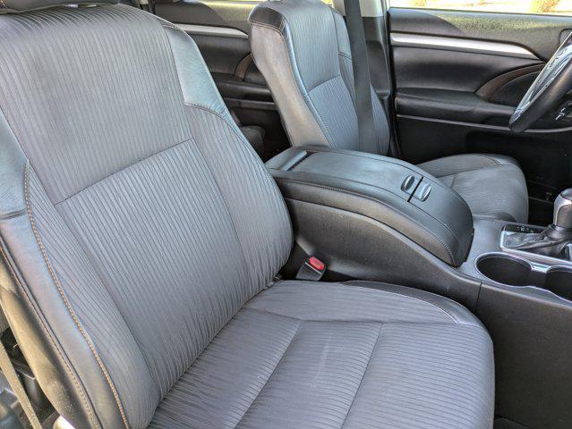 used 2019 Toyota Highlander car, priced at $20,487