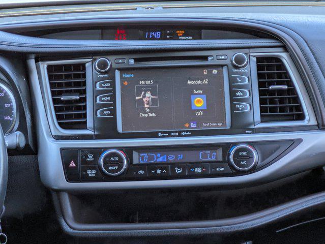 used 2019 Toyota Highlander car, priced at $20,487