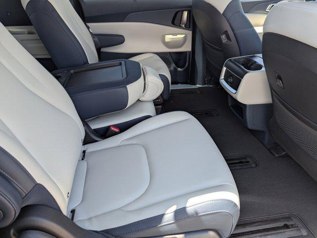 new 2026 Kia Carnival Hybrid car, priced at $42,830