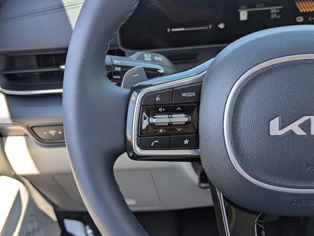 new 2026 Kia Carnival Hybrid car, priced at $42,830