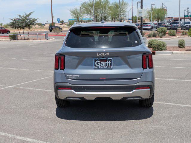 new 2025 Kia Sorento car, priced at $35,948