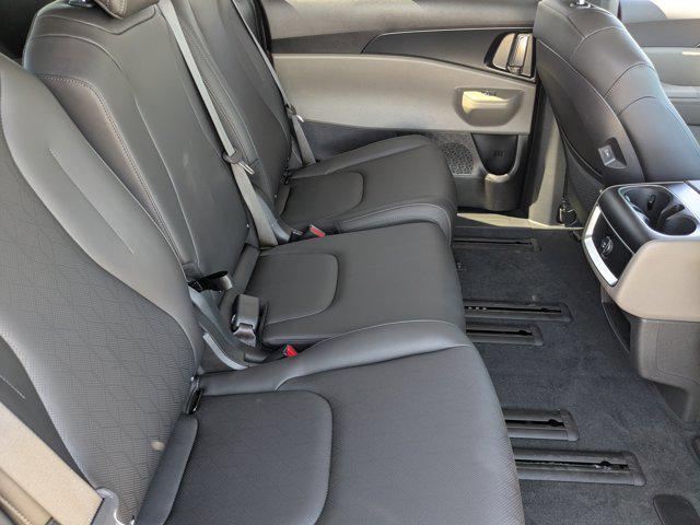 new 2025 Kia Carnival Hybrid car, priced at $41,225