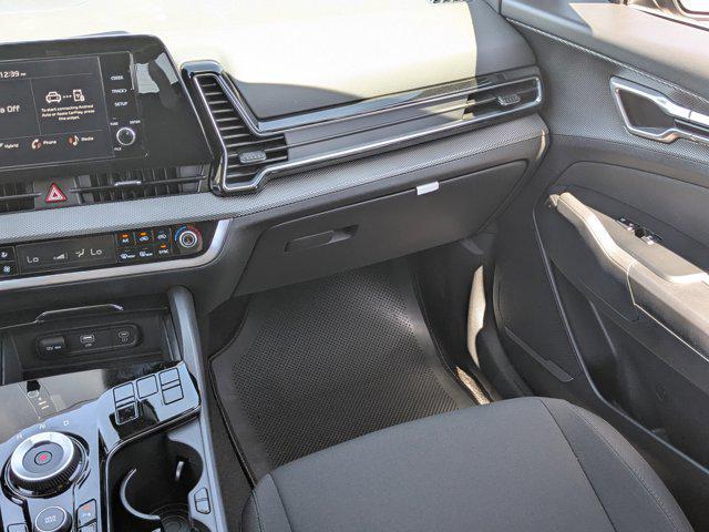new 2025 Kia Sportage Hybrid car, priced at $29,317