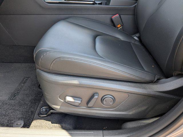 new 2025 Kia Sportage car, priced at $29,818