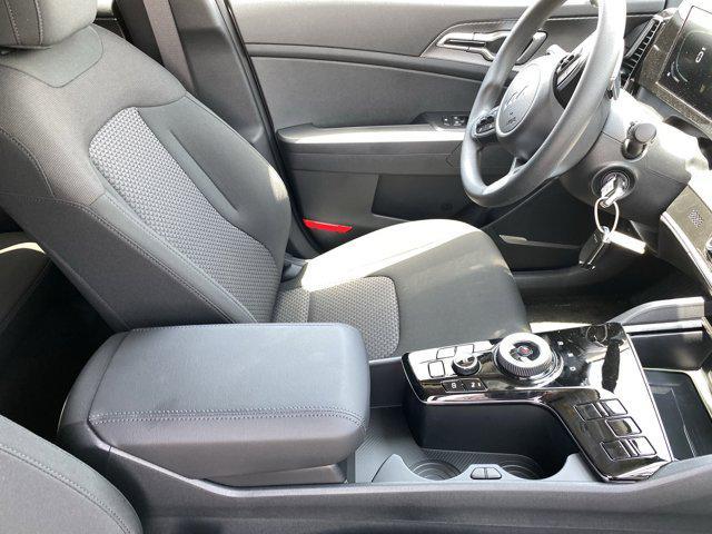 new 2025 Kia Sportage Hybrid car, priced at $28,560