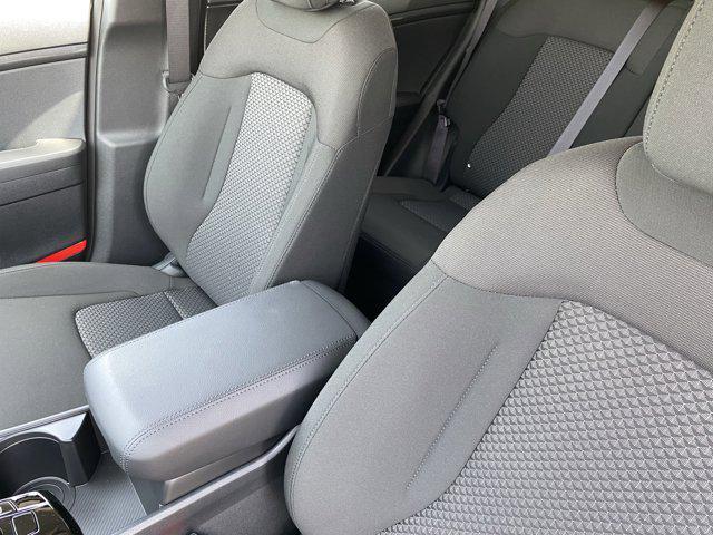 new 2025 Kia Sportage Hybrid car, priced at $28,560
