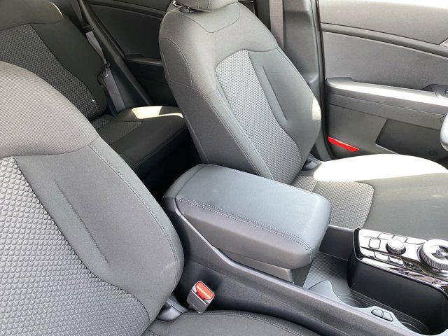 new 2025 Kia Sportage Hybrid car, priced at $28,560