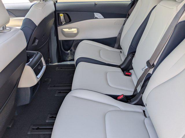 new 2025 Kia Carnival Hybrid car, priced at $43,144