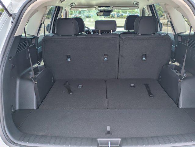 new 2025 Kia Sorento car, priced at $31,717