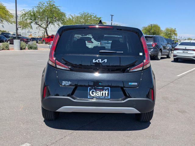 new 2025 Kia Soul car, priced at $25,337