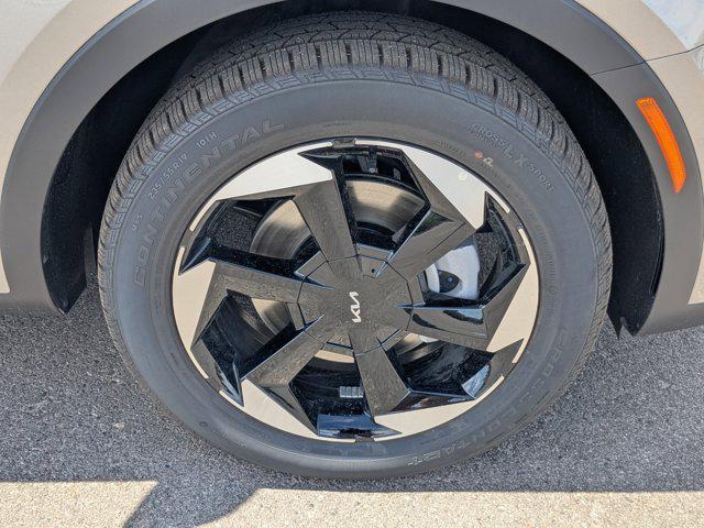 new 2025 Kia Sorento Hybrid car, priced at $42,101