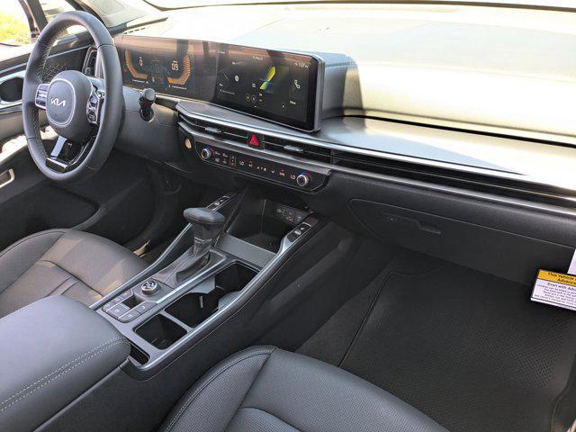 new 2025 Kia Sorento car, priced at $39,781