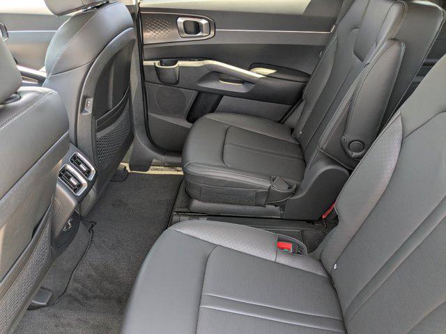 new 2025 Kia Sorento car, priced at $39,781