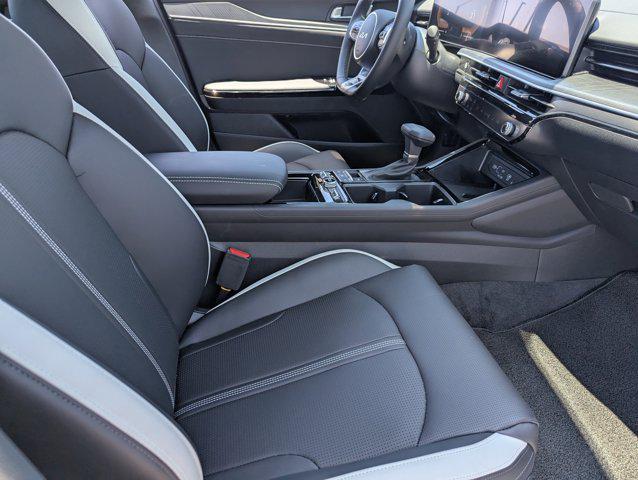 new 2025 Kia K5 car, priced at $30,462