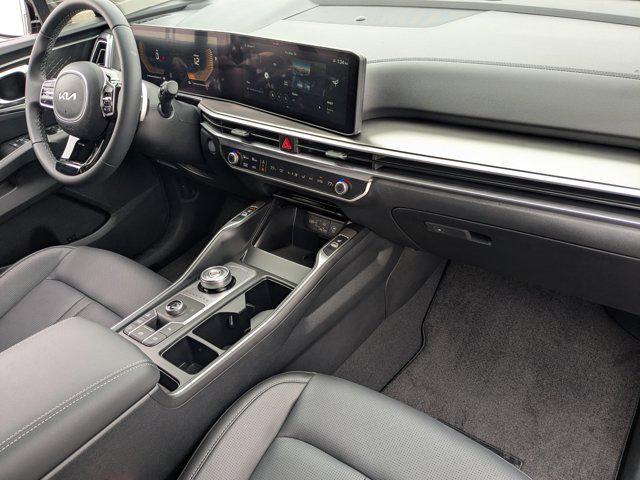 new 2025 Kia Sorento Plug-In Hybrid car, priced at $47,220