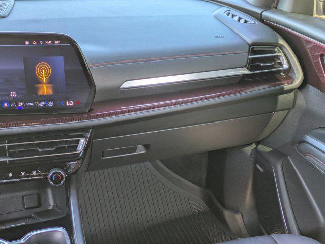 used 2024 Chevrolet Traverse car, priced at $47,488