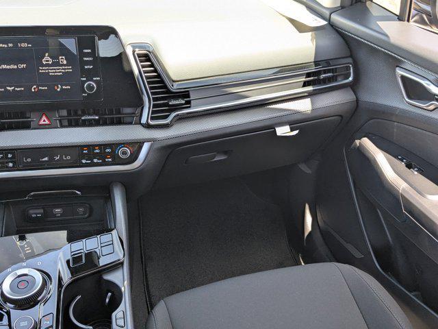 new 2025 Kia Sportage Hybrid car, priced at $29,317