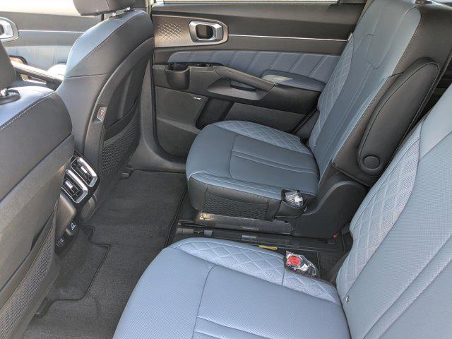 new 2025 Kia Sorento Hybrid car, priced at $48,787