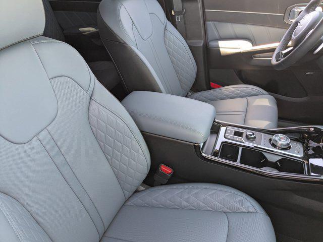 new 2025 Kia Sorento Hybrid car, priced at $48,787