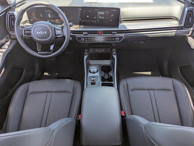 new 2025 Kia Sorento Hybrid car, priced at $40,785
