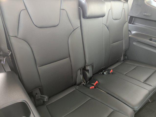 new 2025 Kia Telluride car, priced at $40,139