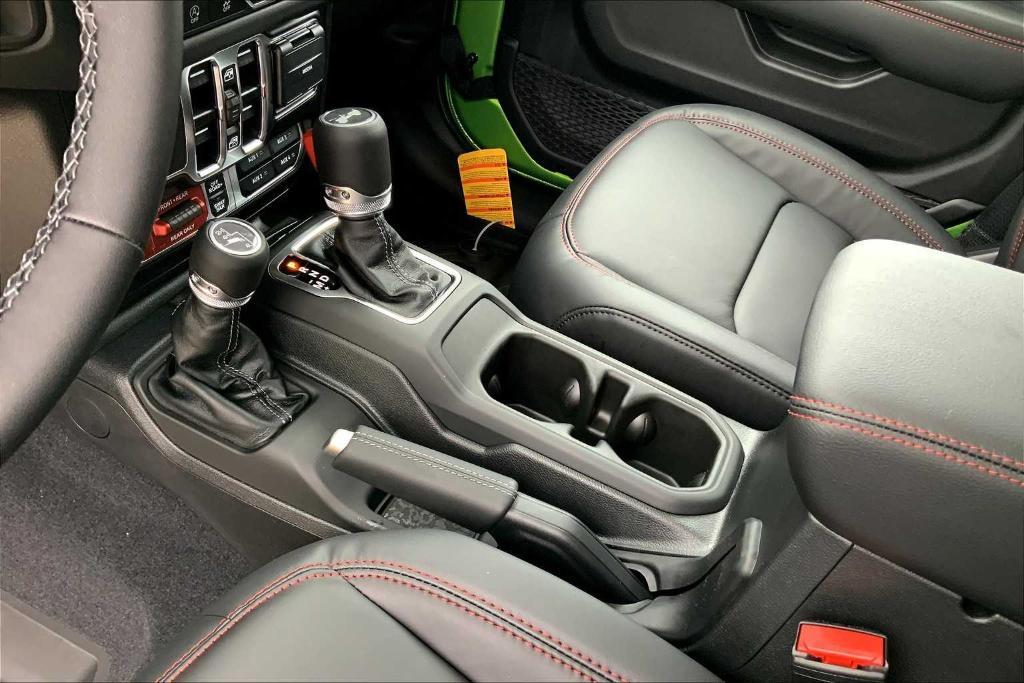 new 2025 Jeep Wrangler car, priced at $52,643