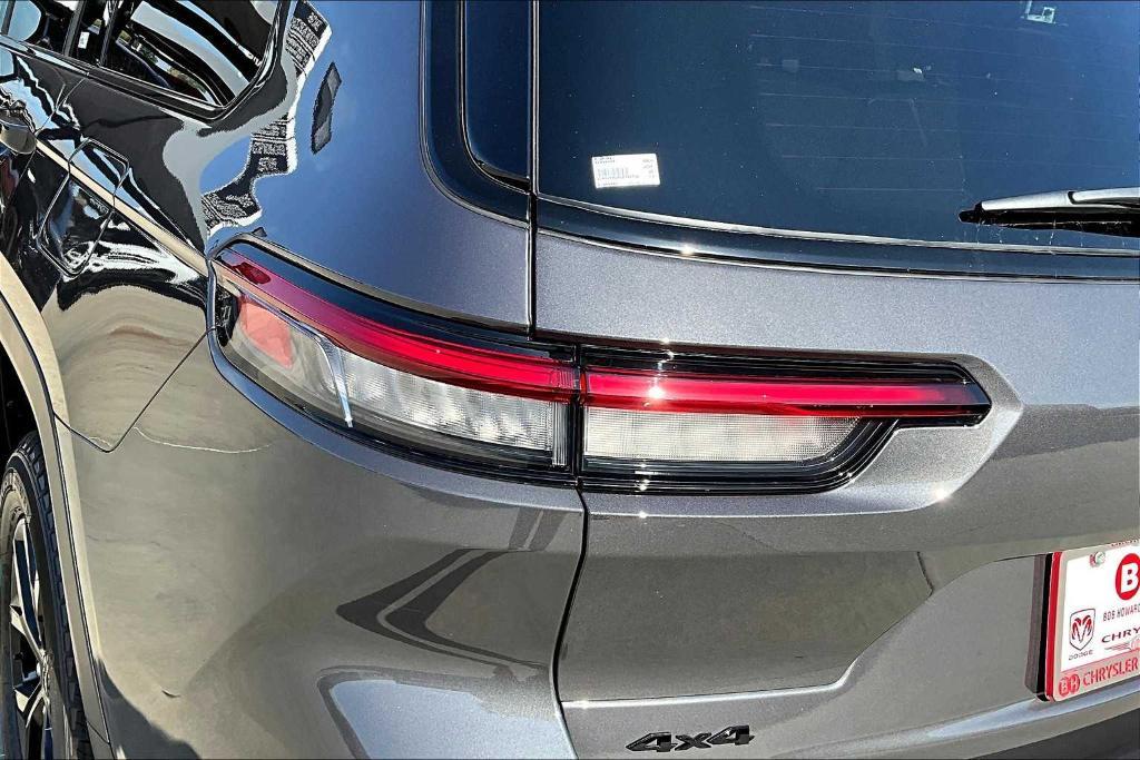 new 2025 Jeep Grand Cherokee L car, priced at $42,725
