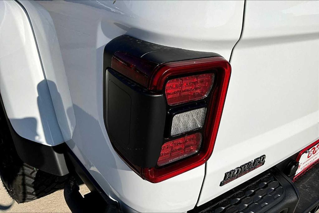 new 2025 Jeep Gladiator car, priced at $52,615