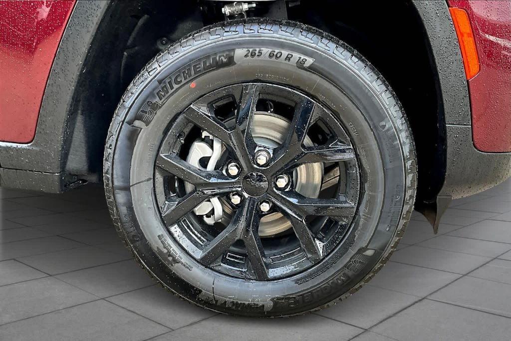 new 2025 Jeep Grand Cherokee car, priced at $39,408